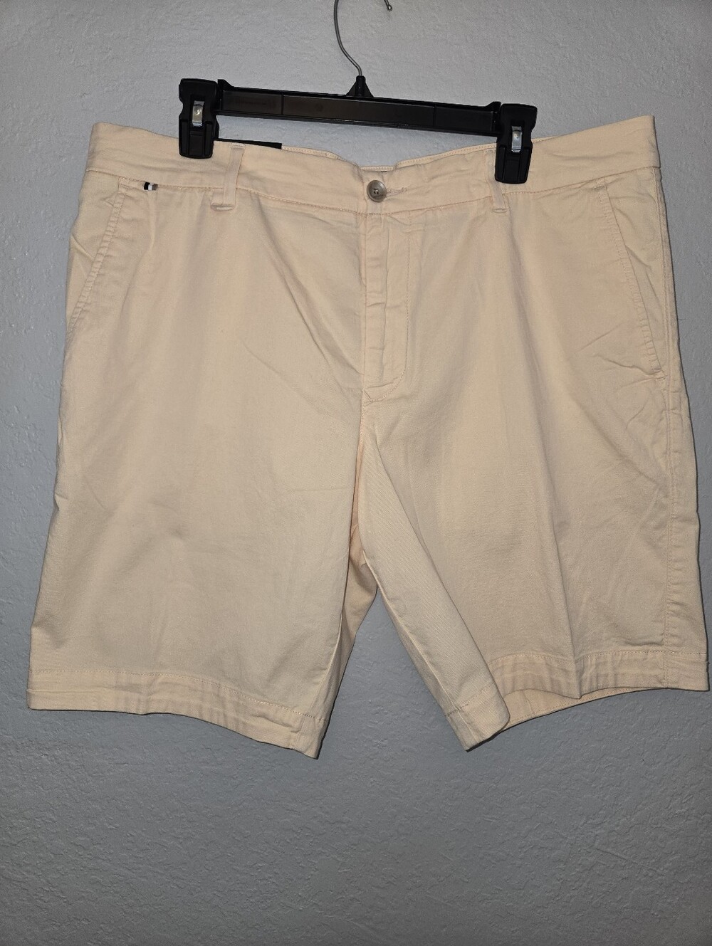 Hugo Boss Slice Slim Fit Chino Shorts in Light Peach - Picture 2 of 8